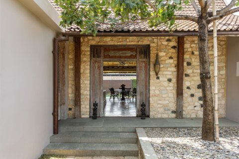6 bedrooms Villa in Kerobokan, Badung, Bali (4443)