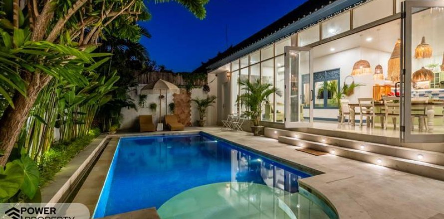 2 bedrooms Villa in Seminyak, Badung,  (9272)