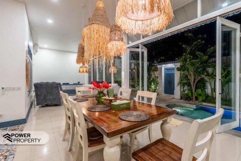 2 bedrooms Villa in Seminyak, Badung,  (9272) 22