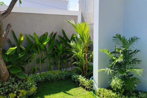 Вилла с 3 спальнями в Ловина, Антуран, Булеленг,  (9271) 16