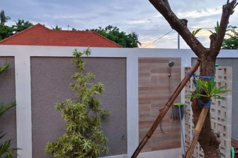 Вилла с 3 спальнями в Ловина, Антуран, Булеленг,  (9271) 9