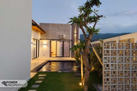 Вилла с 3 спальнями в Ловина, Антуран, Булеленг,  (9271) 26