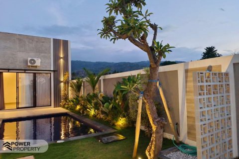 Вилла с 3 спальнями в Ловина, Антуран, Булеленг,  (9271) 27