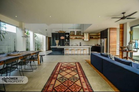 Вилла с 4 спальнями в Чангу, Бадунг,  (9273) 10