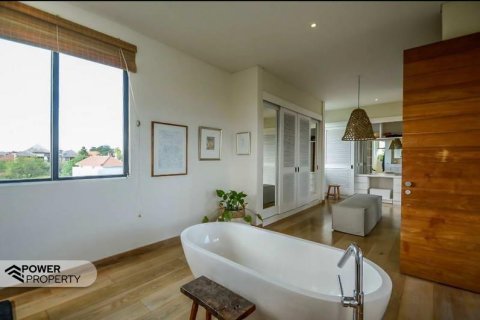 Вилла с 4 спальнями в Чангу, Бадунг,  (9273) 6