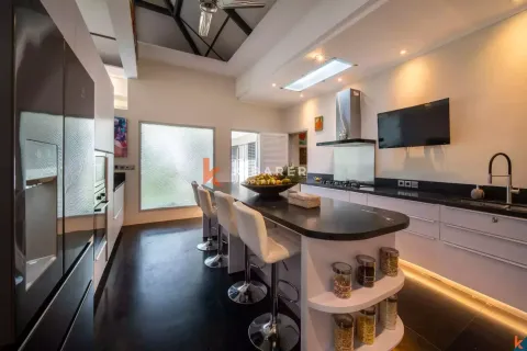 4 bedrooms Villa in South Denpasar, Denpasar, Bali (13231) 21
