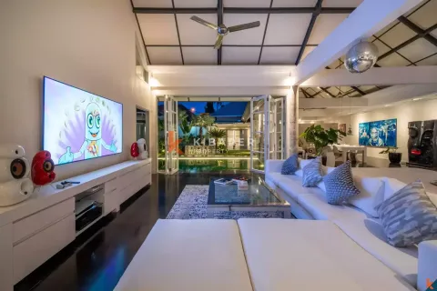 4 bedrooms Villa in South Denpasar, Denpasar, Bali (13231) 19