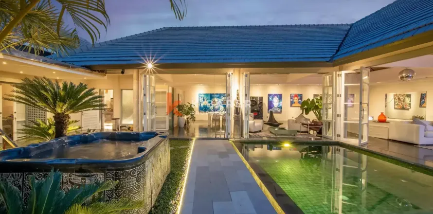 4 bedrooms Villa in South Denpasar, Denpasar, Bali (13231)