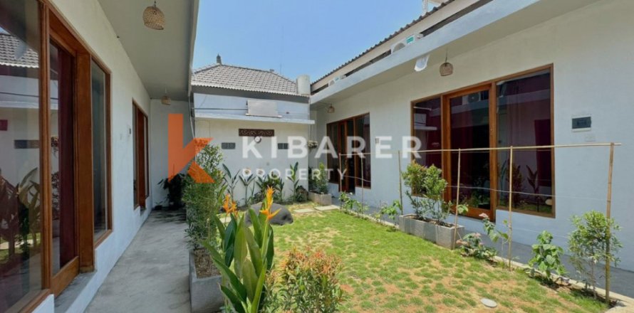 5 bedrooms Villa in Tibubeneng, Badung, Bali (13704)