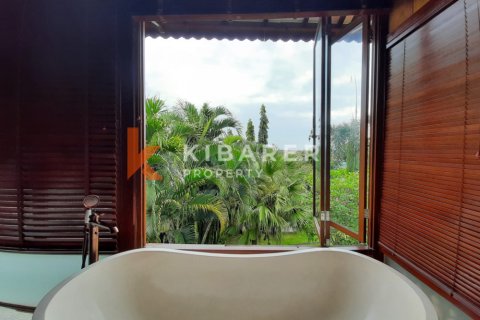 5 bedrooms Villa in Denpasar, Bali (13705) 12