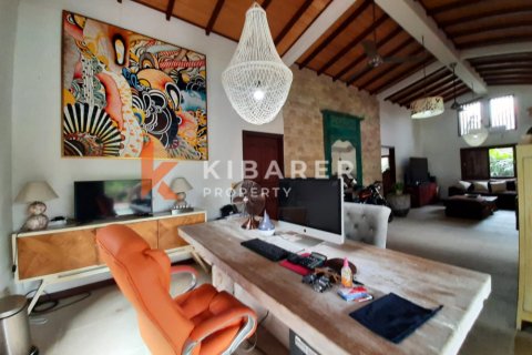 5 bedrooms Villa in Denpasar, Bali (13705) 4