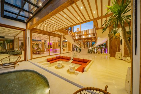 6 bedrooms Villa in Canggu, Badung, Bali (15806) 15
