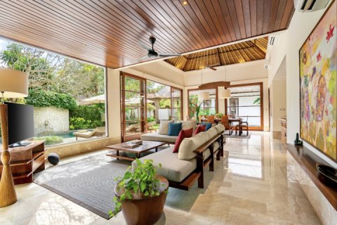 Вилла с 4 спальнями в Джимбаран, Бадунг,  (9661) 3