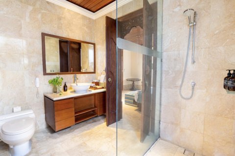 Вилла с 4 спальнями в Джимбаран, Бадунг,  (9661) 9