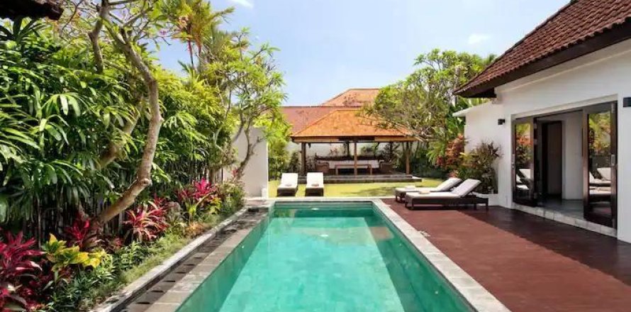 3 bedrooms Villa in Canggu, Badung, Bali (15343)
