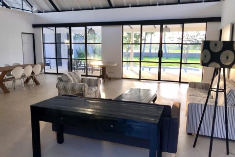 3 bedrooms House in Canggu, Badung, Bali (15740) 5