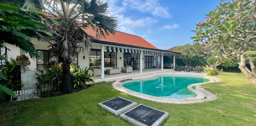 3 bedrooms House in Canggu, Badung, Bali (15740)