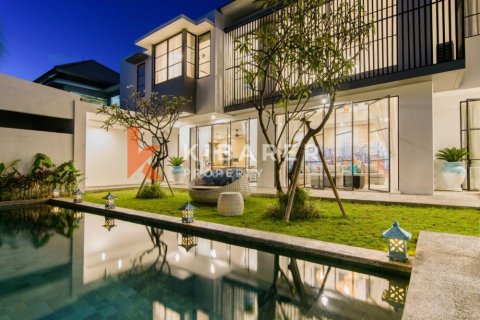4 bedrooms Villa in Tibubeneng, Badung, Bali (13450) 21