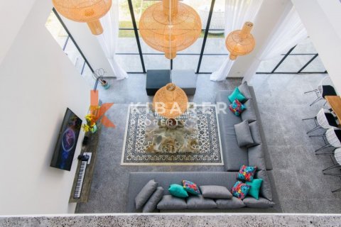 4 bedrooms Villa in Tibubeneng, Badung, Bali (13450) 2