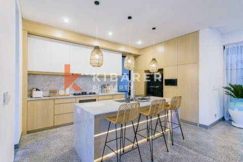 4 bedrooms Villa in Tibubeneng, Badung, Bali (13450) 13