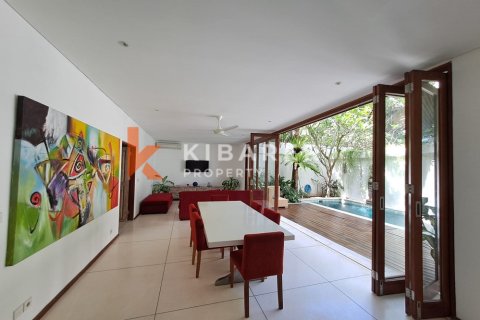 4 bedrooms Villa in Tibubeneng, Badung, Bali (13574) 8