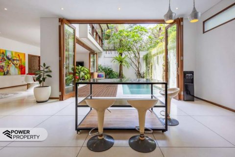 Отель, гостиница с 13 спальнями в Чангу, Бадунг,  (9204) 13