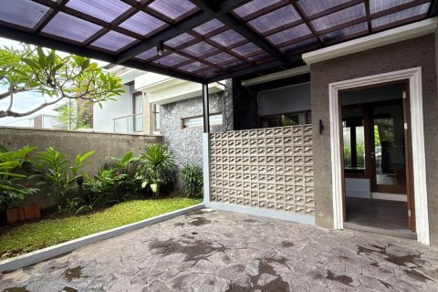 Вилла с 3 спальнями в Нуса Дуа, Бадунг,  (9853) 15