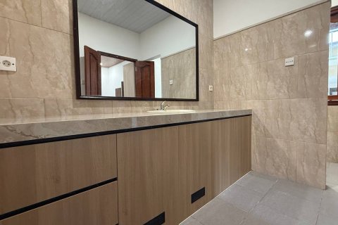 3 bedrooms Villa in Ungasan, Badung,  (9854) 4