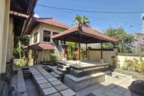 Вилла с 3 спальнями в Унгасан, Бадунг,  (9854) 9