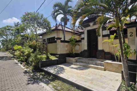 Вилла с 3 спальнями в Унгасан, Бадунг,  (9854) 7