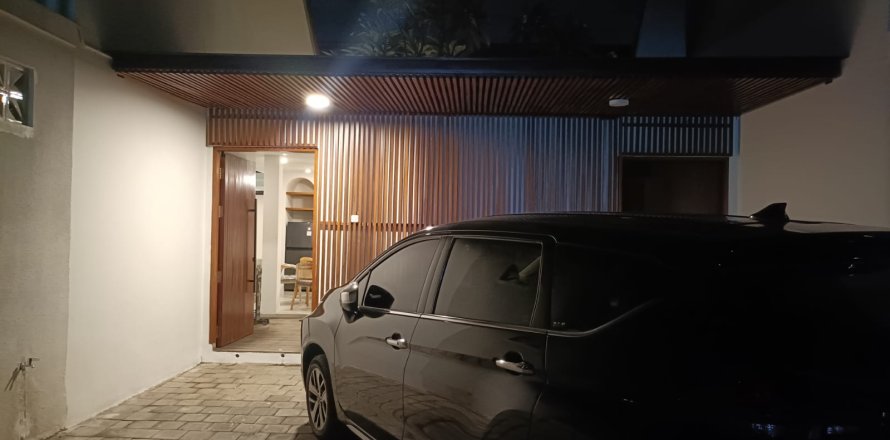 Вилла с 2 спальнями в Южный Денпасар, Денпасар,  (9852)