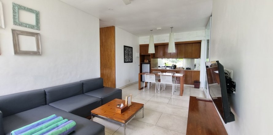 Вилла с 2 спальнями в Пекату, Бадунг,  (8781)