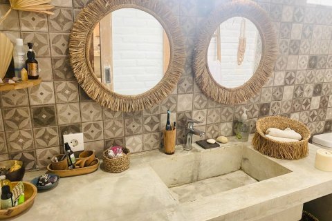 2 bedrooms Villa in Canggu, Badung, Bali (15199)