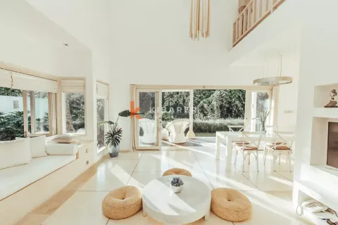 Вилла с 1 спальней в Гианьяр, Бали (12978) 5