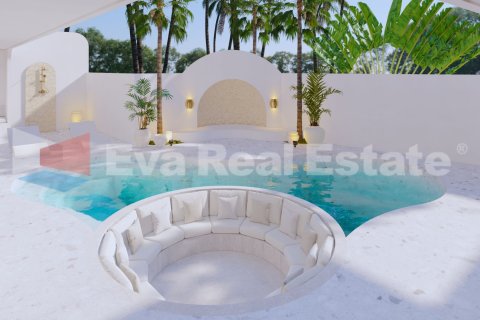 4 bedrooms Villa in Tumbak Bayuh, Mengwi, Badung, Bali (14726) 15