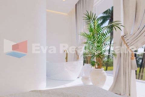 4 bedrooms Villa in Tumbak Bayuh, Mengwi, Badung, Bali (14726) 30