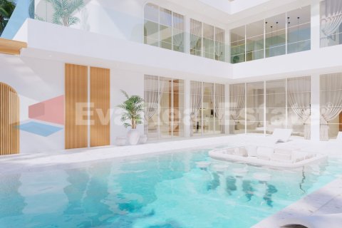 4 bedrooms Villa in Tumbak Bayuh, Mengwi, Badung, Bali (14725) 9