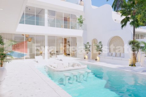 4 bedrooms Villa in Tumbak Bayuh, Mengwi, Badung, Bali (14725) 2