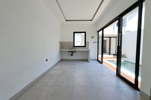 Вилла 80м2 в Семиньяк, Бадунг, Бали (10633) 4