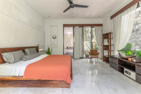 4 bedrooms Villa in Kerobokan, Badung, Bali (4447) 23