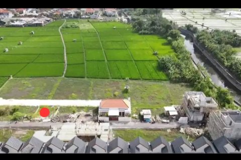 Земельный участок в Семиньяк, Бадунг,  (9321) 3