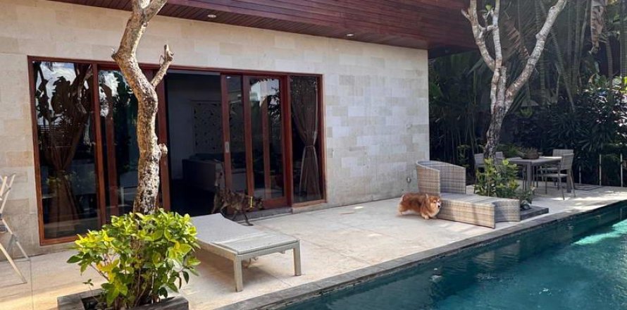 Вилла с 3 спальнями в Цемаги, Менгви, Бадунг, (9315)