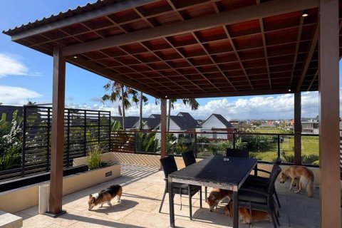 Вилла с 3 спальнями в Цемаги, Менгви, Бадунг, (9315) 22