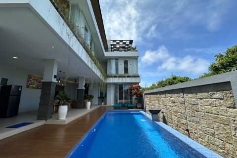 Вилла с 3 спальнями в Унгасан, Бадунг,  (9320) 19