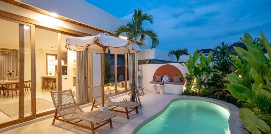 Studio Villa in Tumbak Bayuh, Mengwi, Badung, Bali (10637)
