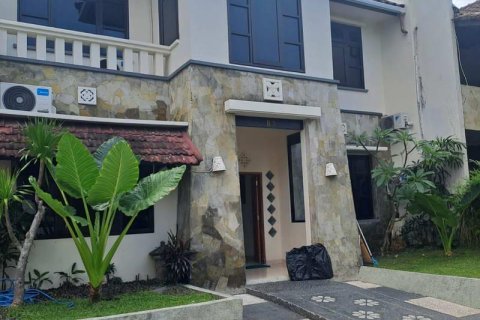 5 bedrooms Villa in Kuta, Badung, Bali (13963)