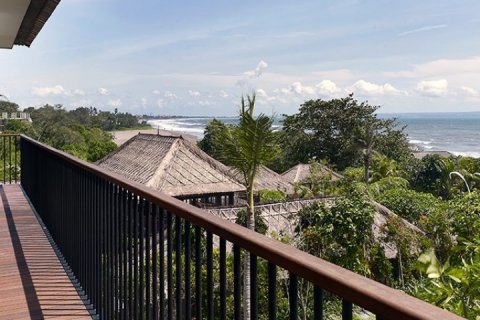 5 bedrooms Villa in Canggu, Badung,  (1094) 26