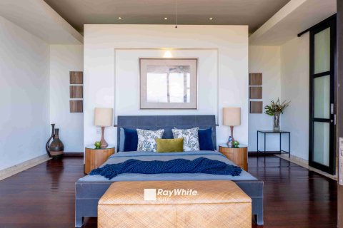 Вилла с 4 спальнями в Джимбаран, Бадунг, (9652) 10