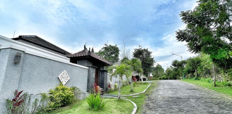 6 bedrooms Villa in Pecatu, Badung,  (9653)