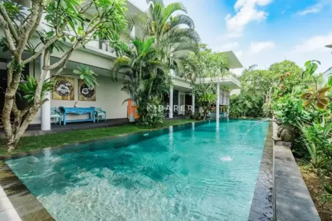 4 bedrooms Villa in Tumbak Bayuh, Mengwi, Badung, Bali (13740)